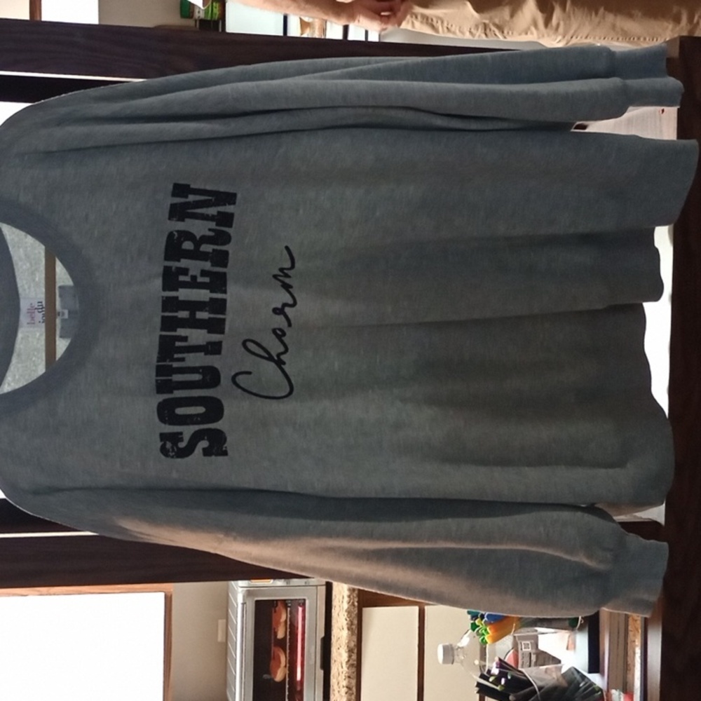 Belle Du Jour Gray Quilted Sweatshirt